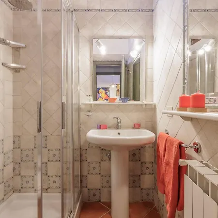 Semesterbostad Ripabella *