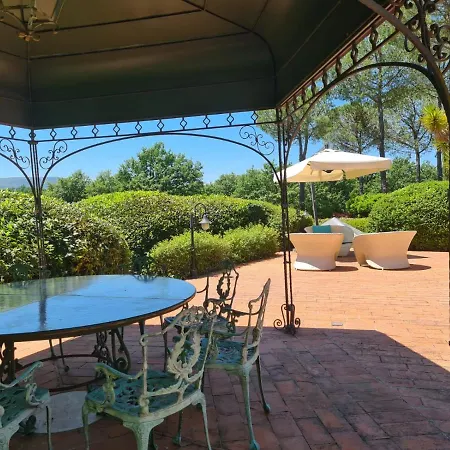 Semesterbostad Ripabella *